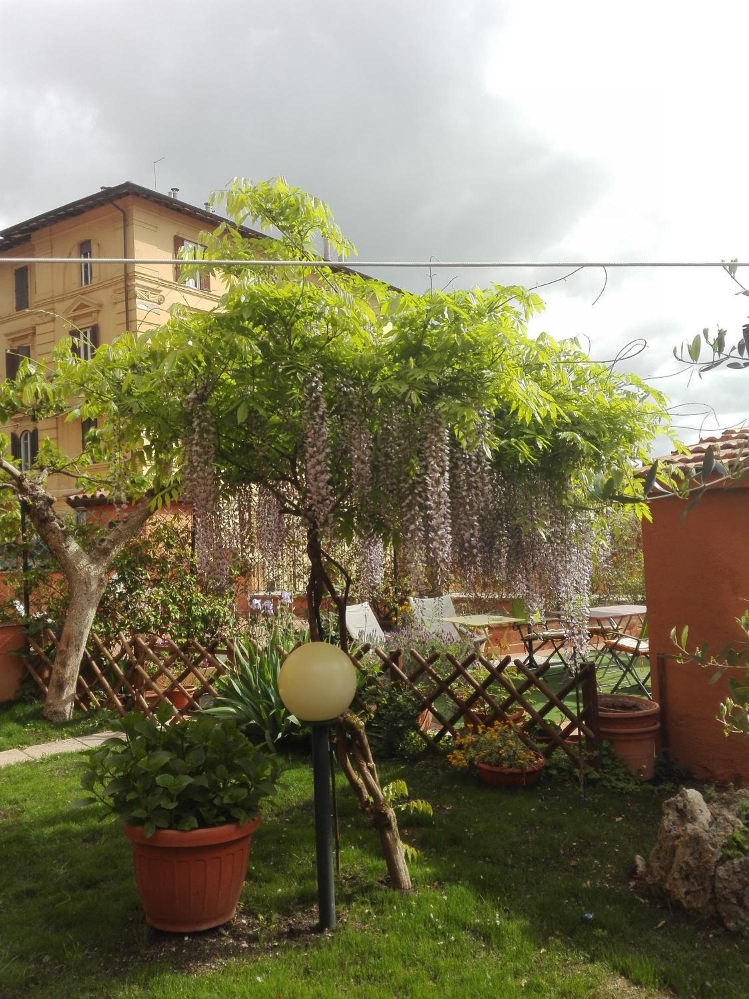 Al Giardino Di Alice Bed & Breakfast Perugia Exterior photo