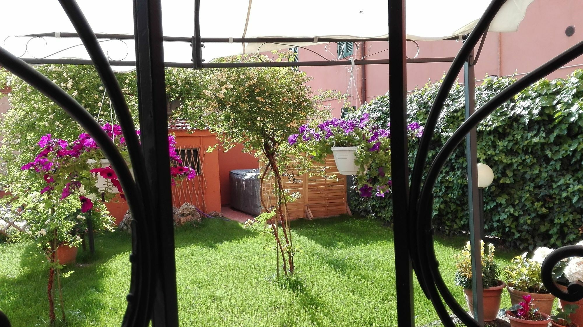Al Giardino Di Alice Bed & Breakfast Perugia Exterior photo