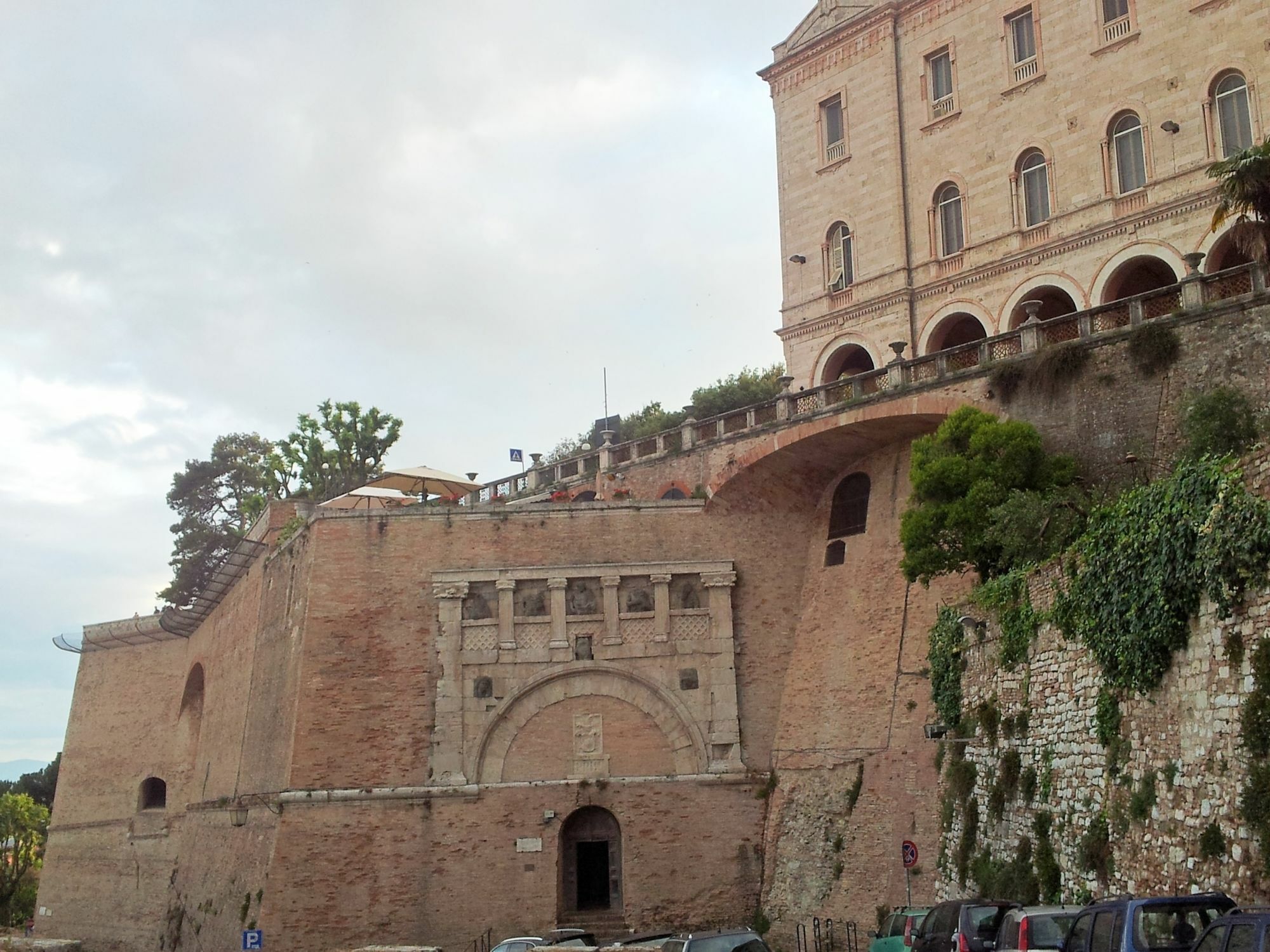 Al Giardino Di Alice Bed & Breakfast Perugia Exterior photo